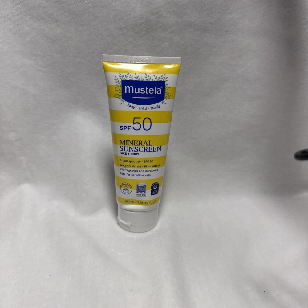 Mustela Baby Mineral Sunscreen Lotion SPF 50 Face & Body 3.38 fl oz EXP: 12/26